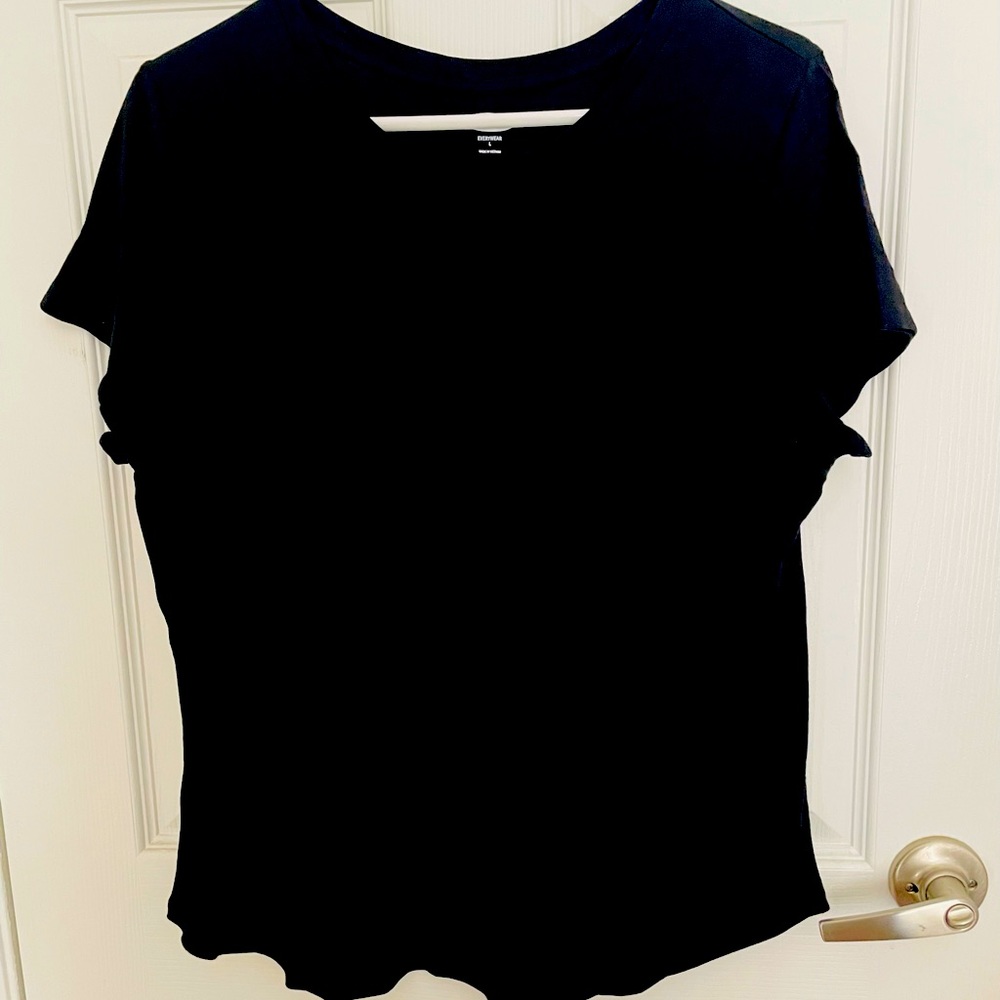 Old Navy Women’s Tee